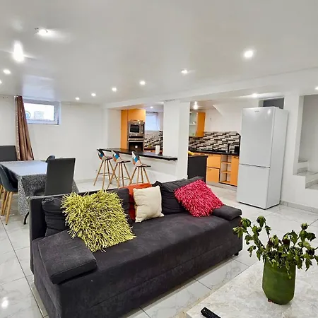 Style Hoteliere Dans Partage, La Zen Proxy Paris, Stade De France