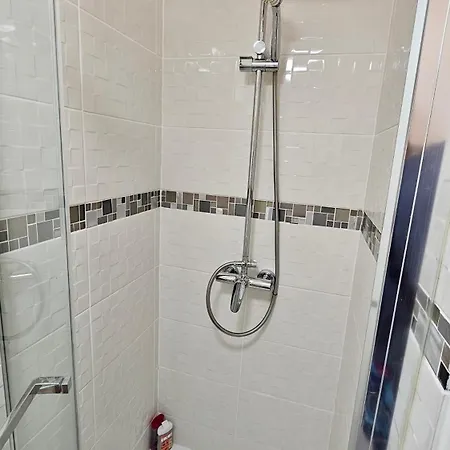 Apartment Style Hoteliere Dans Partage, La Zen Proxy Paris, Stade De France *