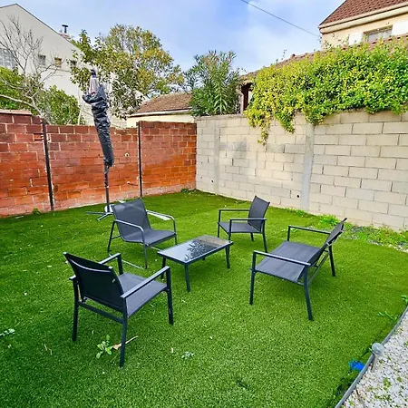 Apartment Style Hoteliere Dans Partage, La Zen Proxy Paris, Stade De France *
