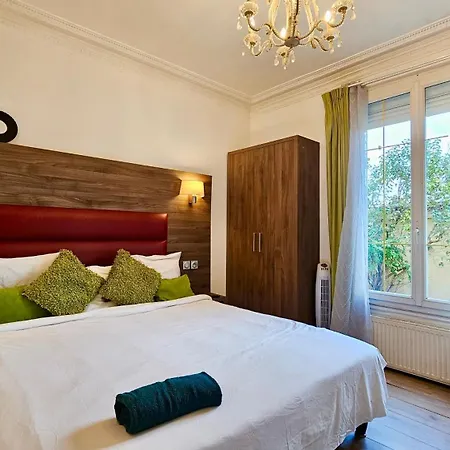 Apartment Style Hoteliere Dans Partage, La Zen Proxy Paris, Stade De France